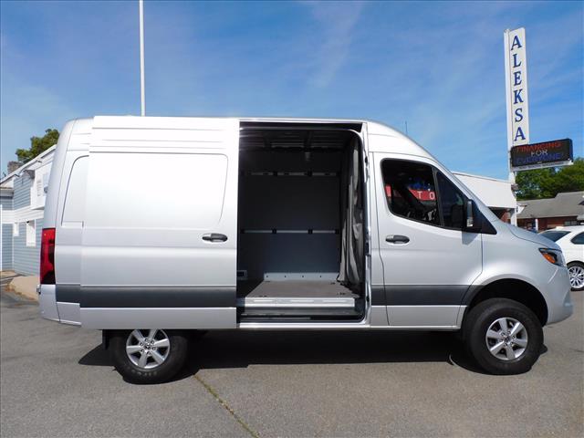 mercedes-benz sprinter cargo van 2024 W1Y4NBVY9RT182026 image mercedes-benz sprinter cargo van 2024 W1Y4NBVY9RT182026 image